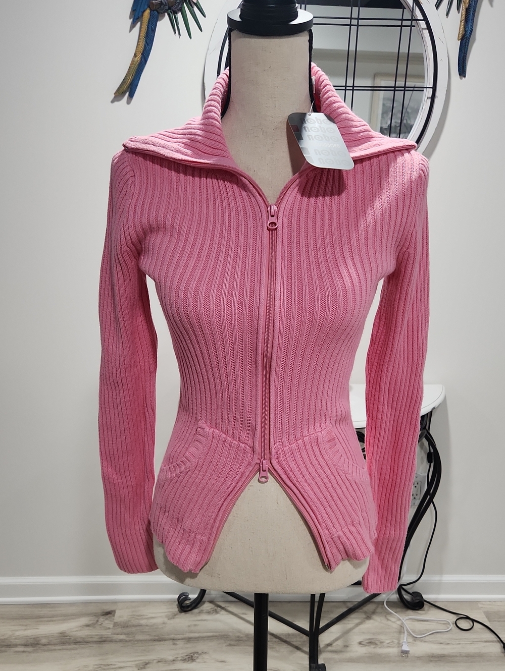 NWT. Vintage 05 NOBO Ribbed Knit Two-way Zipper Barbiecore Mean Girls Deadstock